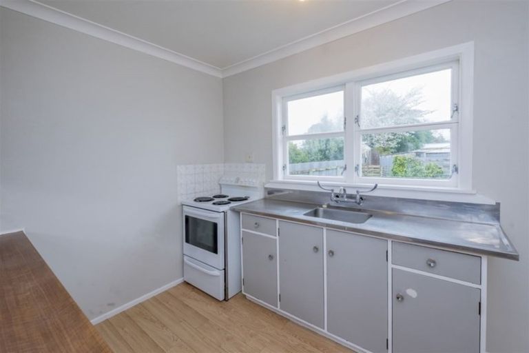 Photo of property in 20 Featherston Street, Levin, 5510