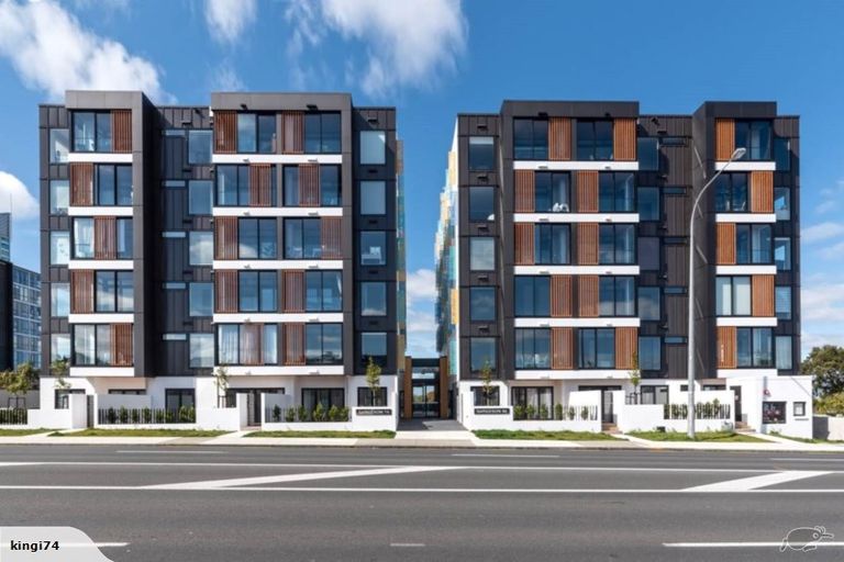 Photo of property in Frank Sargeson Apts, 303/74 Anzac Street, Takapuna, Auckland, 0622