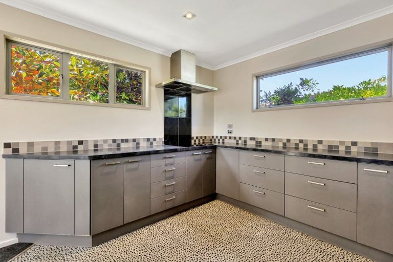 Photo of property in 26 Bedford Street, Fitzroy, New Plymouth, 4312