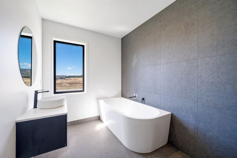 Photo of property in 26 Campbell Road, Wanaka, 9305