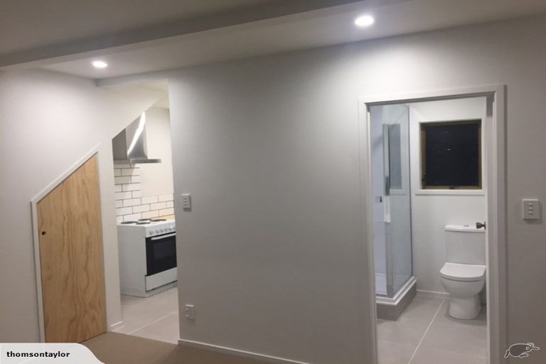 Photo of property in 3/57 Lake Road, Devonport, Auckland, 0624