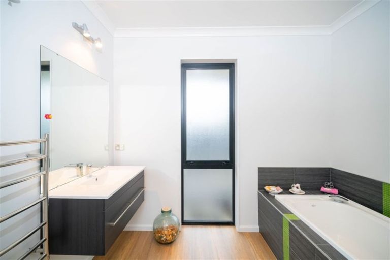 Photo of property in 21 Lindsay Drive, Prebbleton, 7604