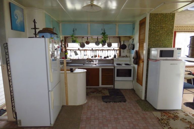 Photo of property in 86 Wakefield Street, Westport, 7825