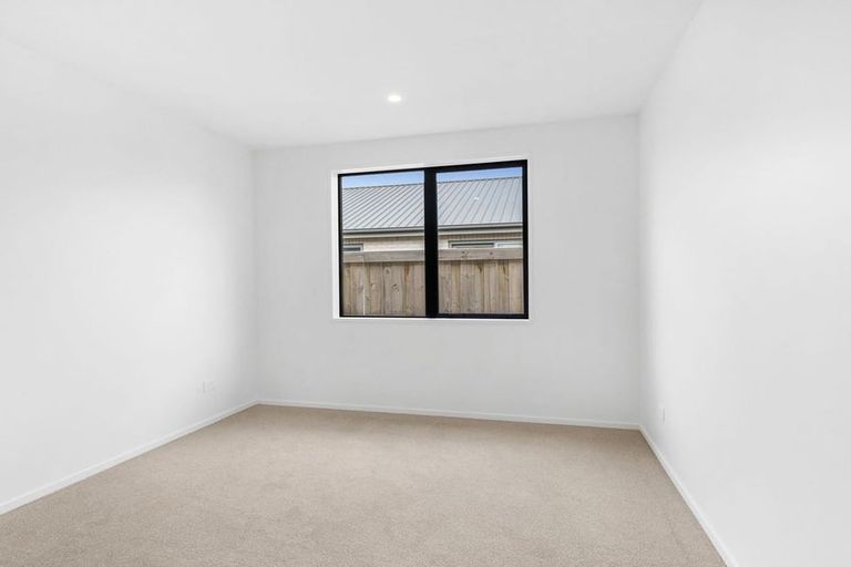 Photo of property in 3 Peak Lane, Halswell, 8025