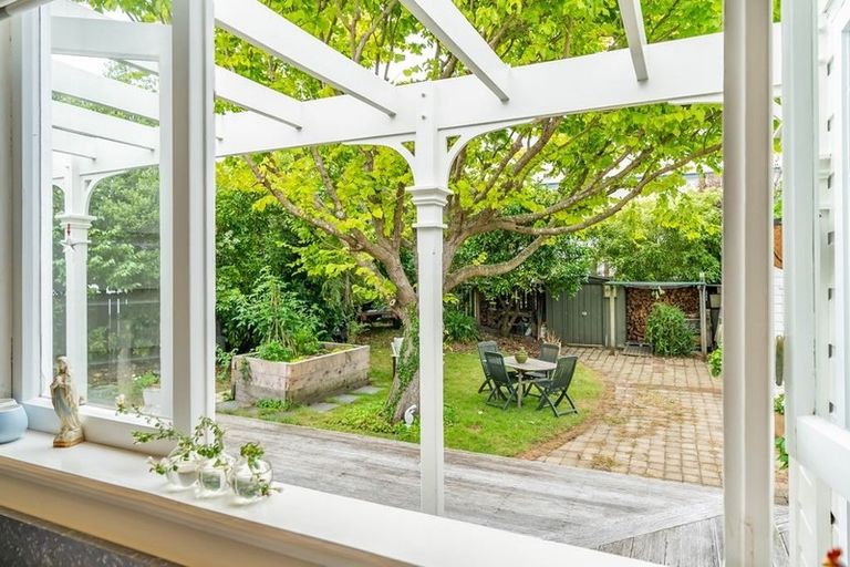 Photo of property in 36 Britannia Street, Petone, Lower Hutt, 5012