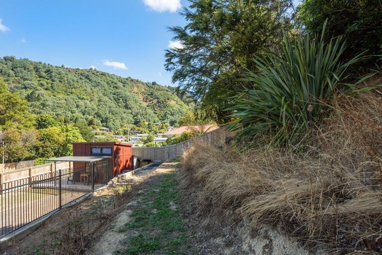 Photo of property in 37a Wairau Road, Picton, 7220