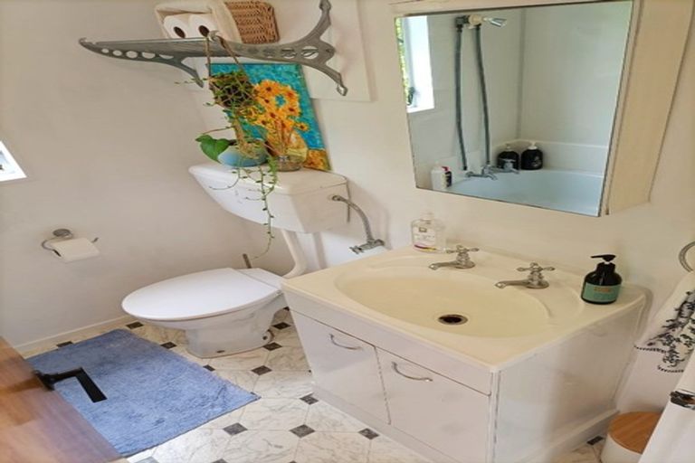 Photo of property in 18a Kingsley Street, Stokes Valley, Lower Hutt, 5019