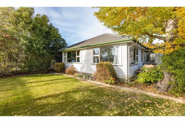 Photo of property in 72 Wingate Street, Redwood, Christchurch, 8051