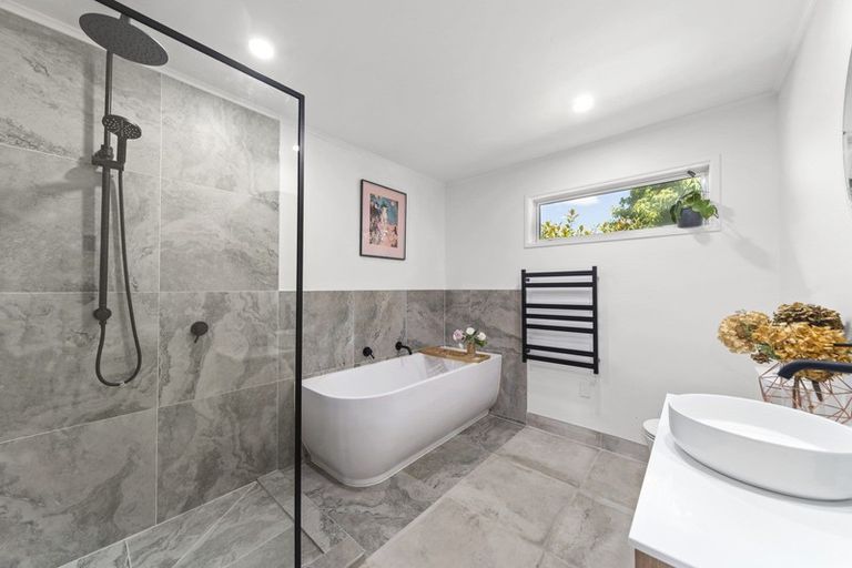 Photo of property in 29 Kotare Street, Hilltop, Taupo, 3330