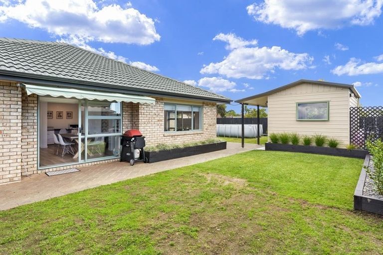 Photo of property in 11 Checkerberry Court, Henderson, Auckland, 0612