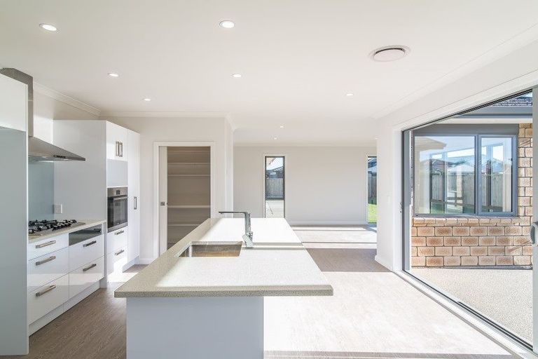 Photo of property in 12 Christow Court, Paraparaumu, 5032