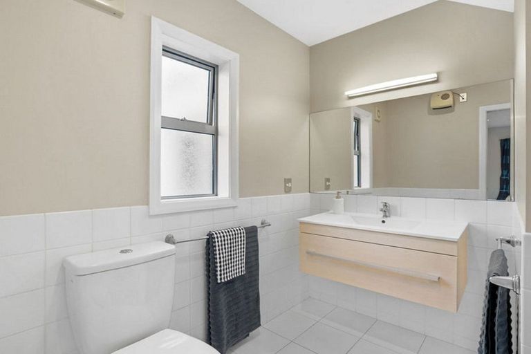 Photo of property in 16 East Ellington Drive, Mairehau, Christchurch, 8052