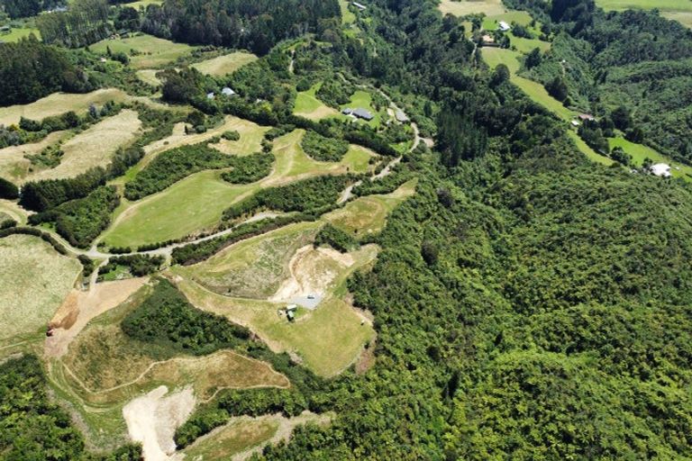 Photo of property in 141 Kaitawa Road, Hautere, Otaki, 5582