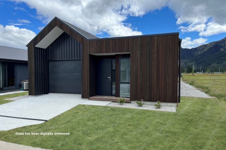 Photo of property in 4 Dunn Street, Lake Hawea, Wanaka, 9382
