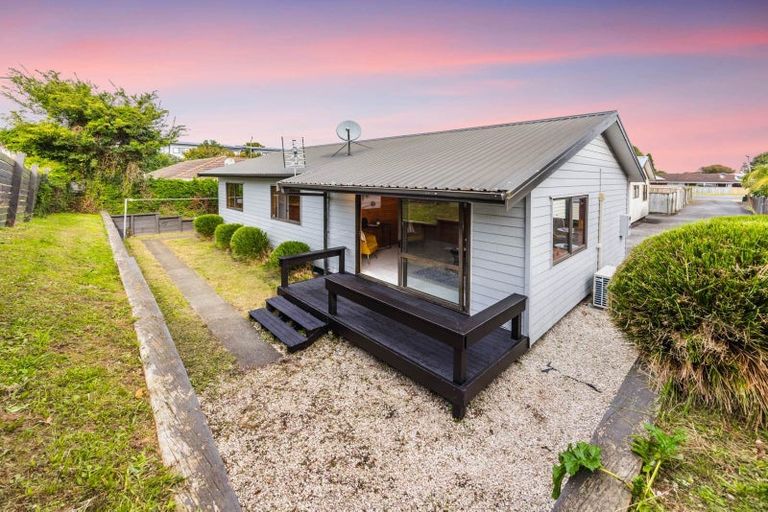 Photo of property in 3/32 Great South Road, Papakura, 2110