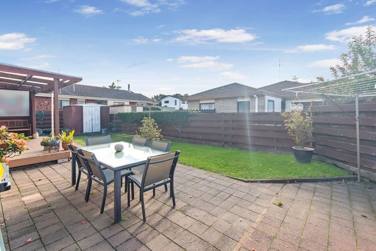 Photo of property in 2b Compton Place, Mount Maunganui, 3116