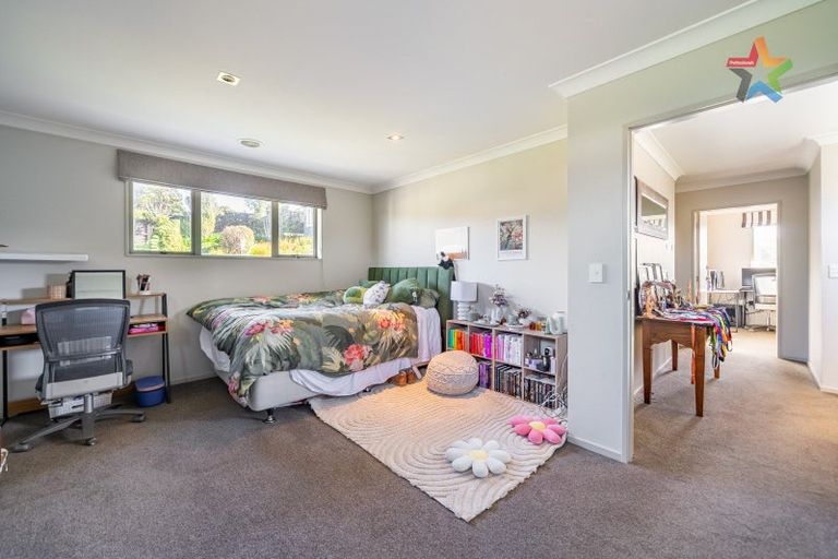 Photo of property in 201 Miromiro Road, Normandale, Lower Hutt, 5010
