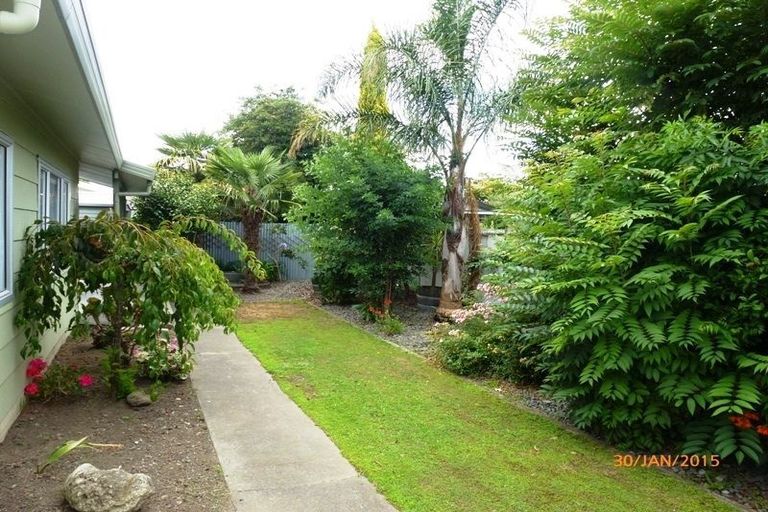 Photo of property in 2/832 Cook Place, Raureka, Hastings, 4120