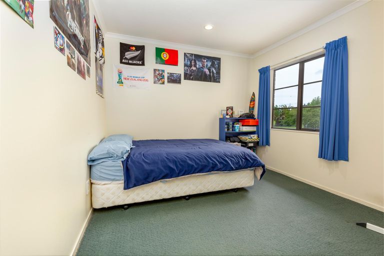 Photo of property in 112 Butcher Road, Pukekohe, 2120
