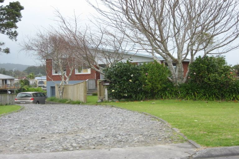 Photo of property in 56 Mcfarlane Street, Oakura, 4314