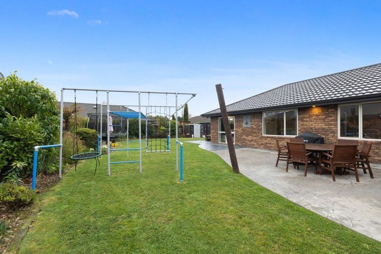 Photo of property in 44 Welsford Street, Woodend, 7610