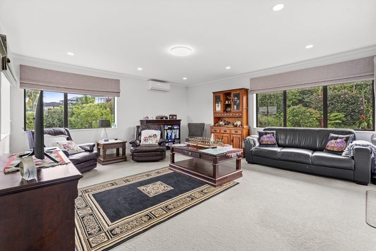 Photo of property in 1 Ascot Way, Orewa, 0931