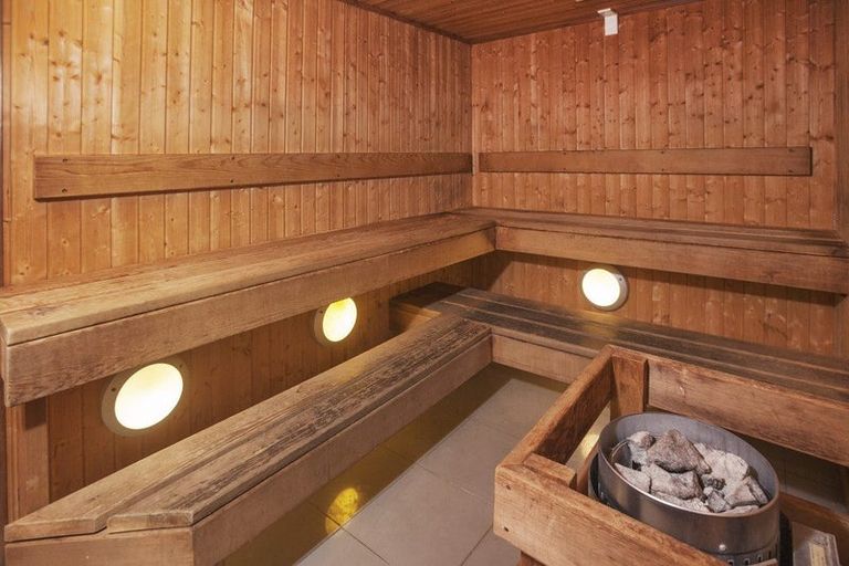 Photo of property in Sentinel Apartments, 1705/3 Northcroft Street, Takapuna, Auckland, 0622