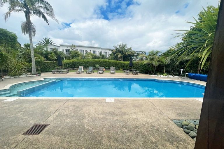 Photo of property in The Grange, 82/92 Bush Road, Albany, Auckland, 0632