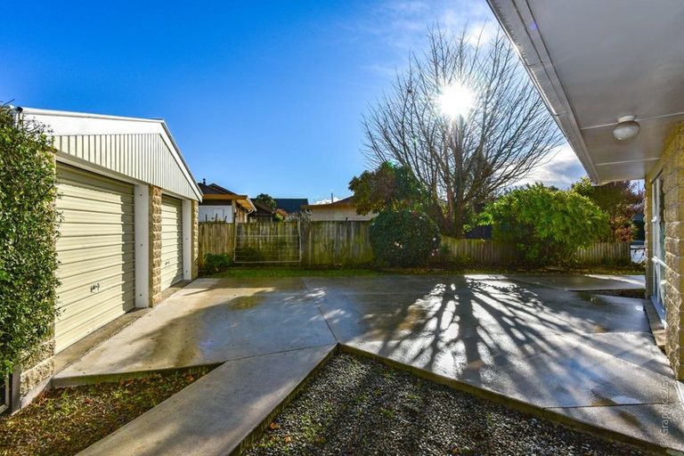 Photo of property in 1/14 Tulloch Place, Papanui, Christchurch, 8052