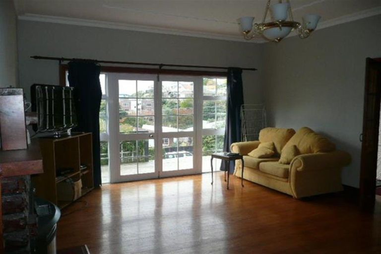 Photo of property in 88 Mangorei Road, Strandon, New Plymouth, 4312