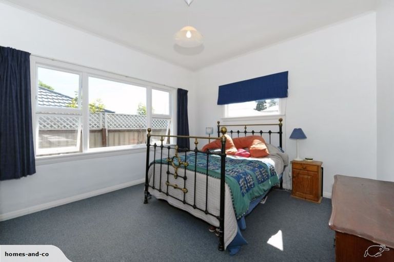 Photo of property in 90 Sawyers Arms Road, Northcote, Christchurch, 8052