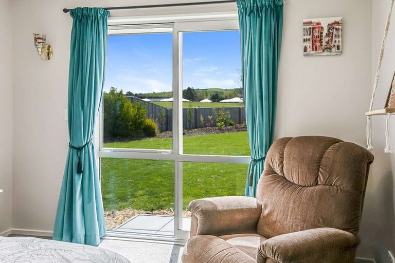 Photo of property in 5 Fantail Avenue, Amberley, 7410