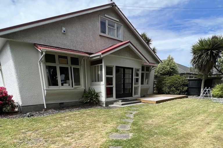 Photo of property in 104 Saint James Avenue, Papanui, Christchurch, 8053
