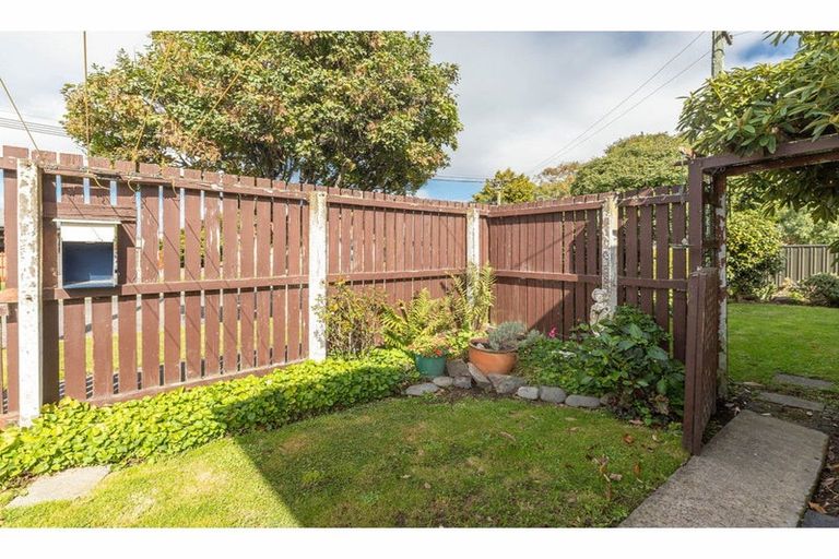 Photo of property in 2/31 Mcbratneys Road, Dallington, Christchurch, 8061