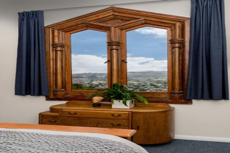 Photo of property in 142 Ravenswood Road, Saint Clair, Dunedin, 9012