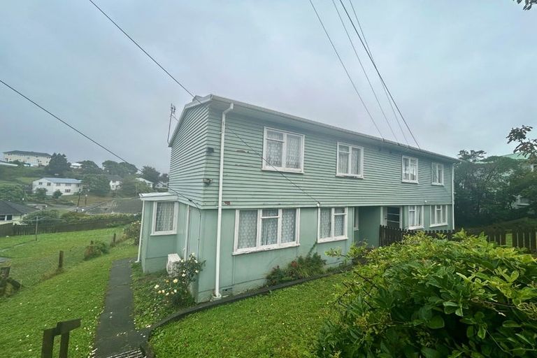 Photo of property in 78-80 Hereford Street, Cannons Creek, Porirua, 5024