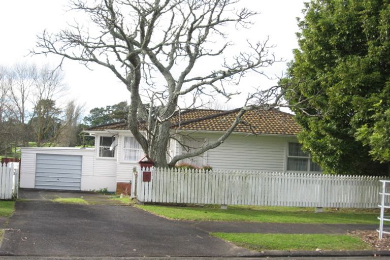 Photo of property in 5 Valencia Place, Manurewa, Auckland, 2102