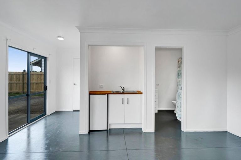 Photo of property in 111 Ngamotu Road, Spotswood, New Plymouth, 4310