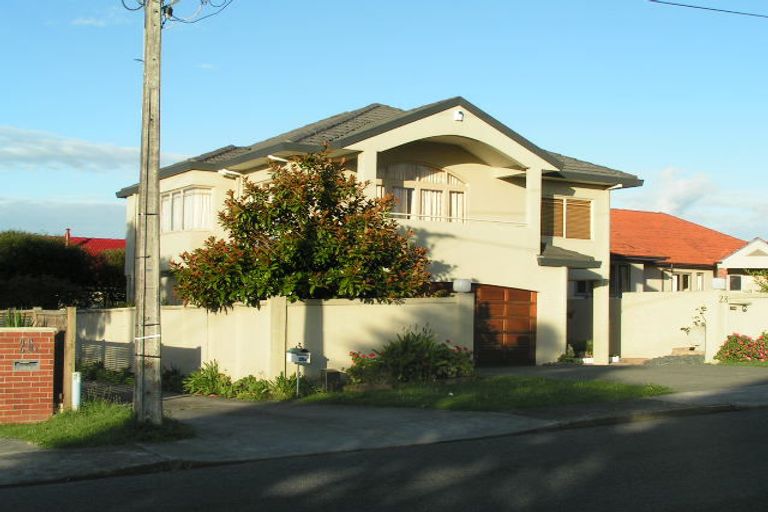 Photo of property in 28 Francis Street, Hauraki, Auckland, 0622