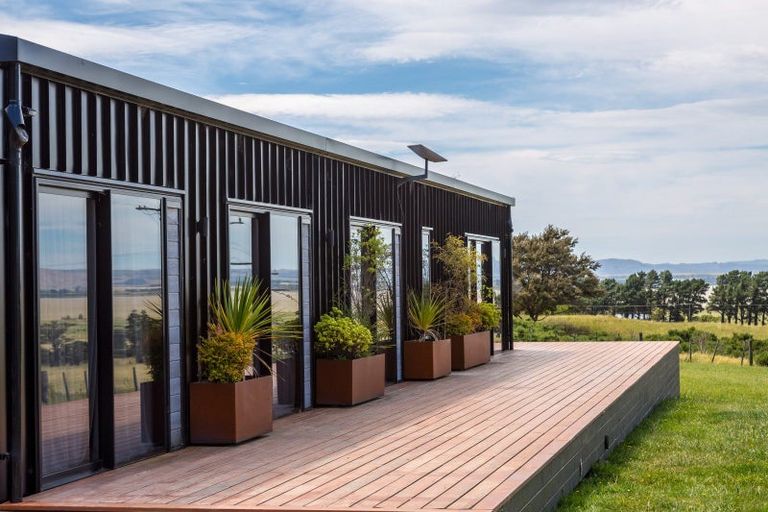 Photo of property in 52 Cross Creek Road, Western Lake, Featherston, 5773