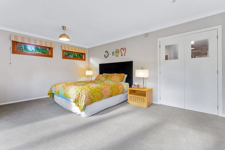 Photo of property in 14 Moore Street, Hillcrest, Auckland, 0627
