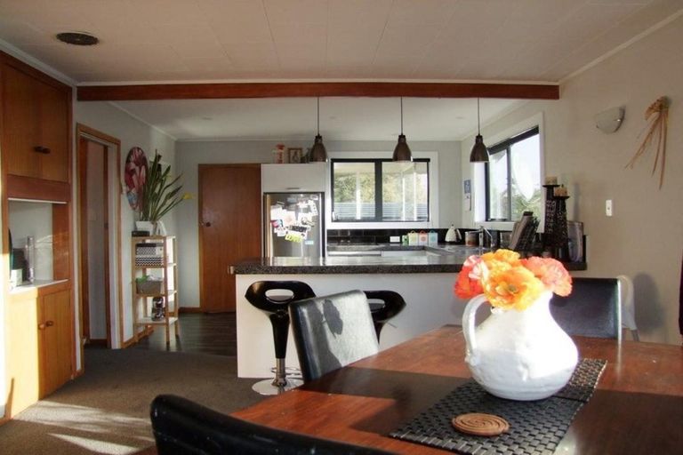 Photo of property in 15 Moore Street, Milton, 9220