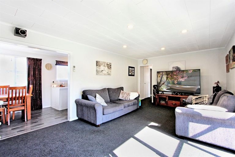 Photo of property in 14 Beryl Place, Pukehangi, Rotorua, 3015