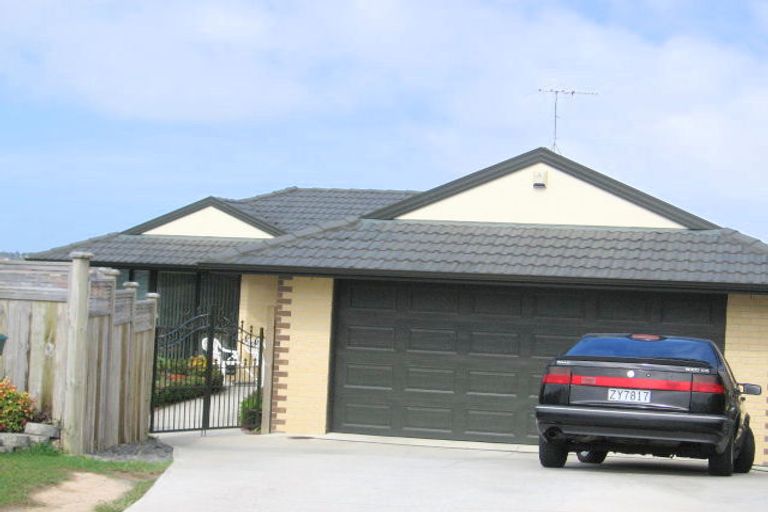 Photo of property in 62 Spencer Road, Pinehill, Auckland, 0632