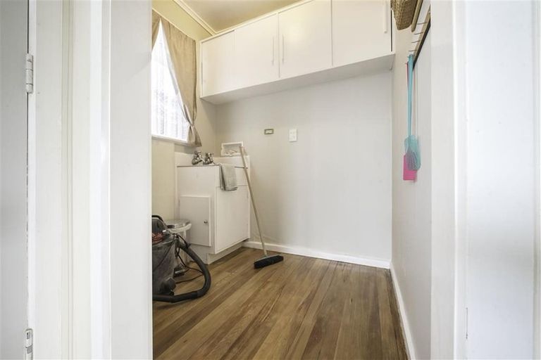 Photo of property in 18 Clark Avenue, Pirimai, Napier, 4112