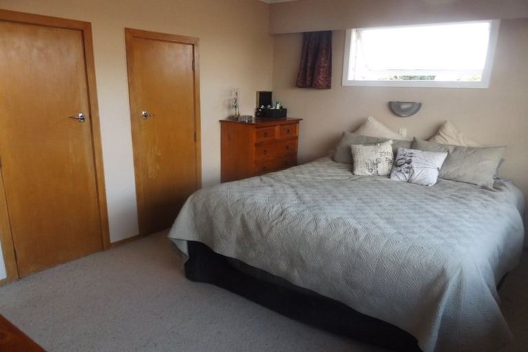 Photo of property in 32 Mears Road, St Andrews, Hamilton, 3200