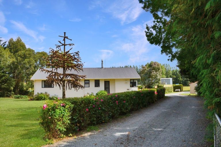 Photo of property in 560 Alma-maheno Road, Alma, Oamaru, 9492