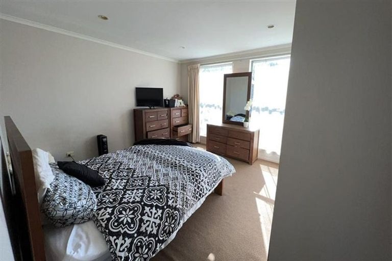 Photo of property in 6 Reins Road, Takanini, 2112