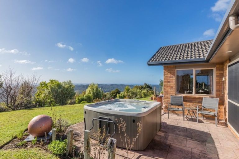 Photo of property in 206 Te Toiroa Road, Ngunguru, Whangarei, 0173