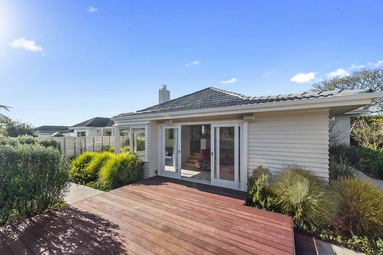 Photo of property in 14 Strowan Avenue, Fairfield, Hamilton, 3214